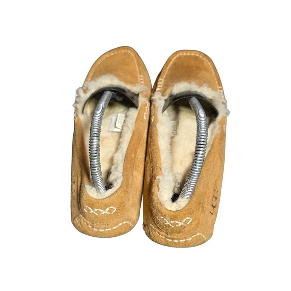 UGG Ascot Slippers Mens‎ 9 Tan Suede Leather Sheepskin Lined Moccasin Shoes